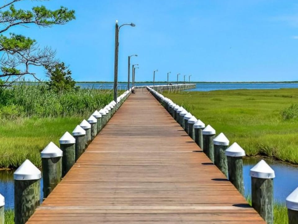 Private fishing/crabbing pier