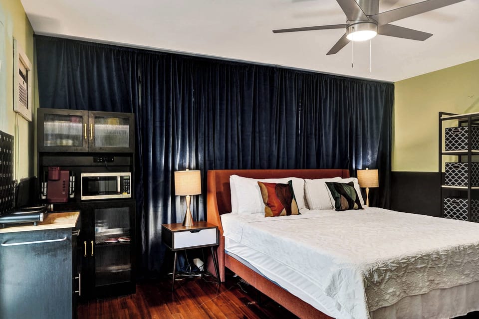 A well-equipped kitchenette is available, ideal for quick bites & morning coffee​