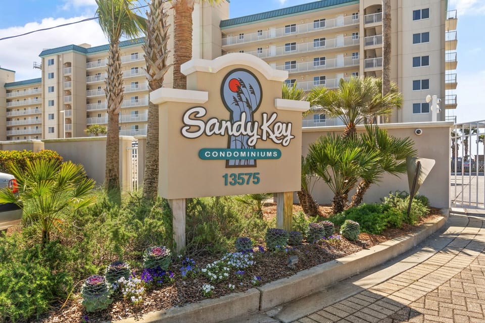 Sandy Key Entrance