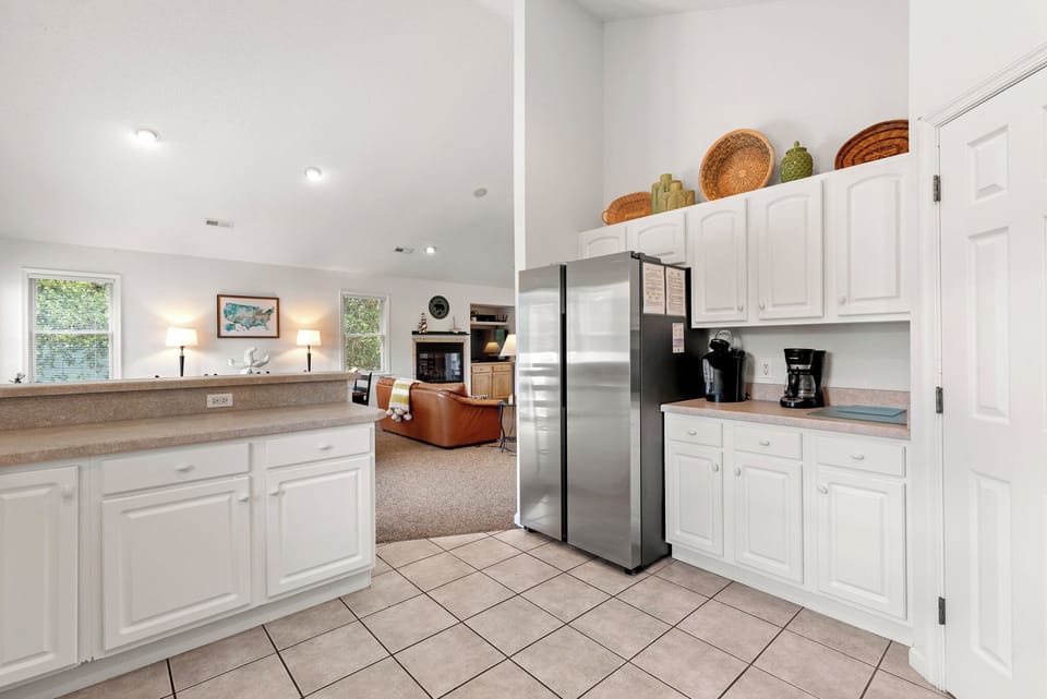 MB43: Country Roads | Top Level Kitchen