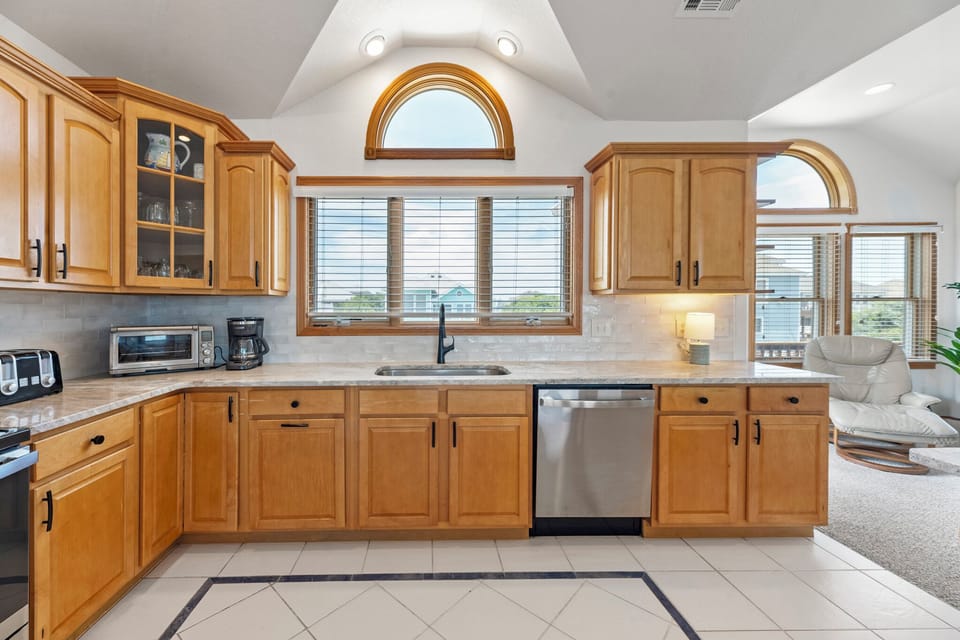 OSO16: Sea of Grace | Top Level Kitchen