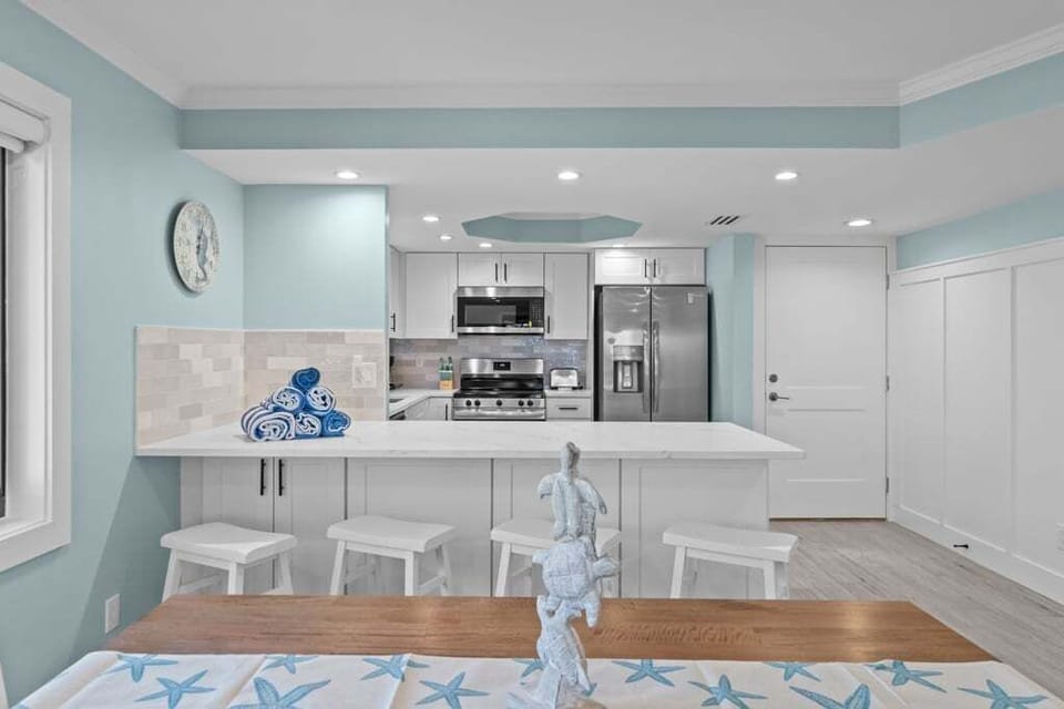 Open kitchen and dining area