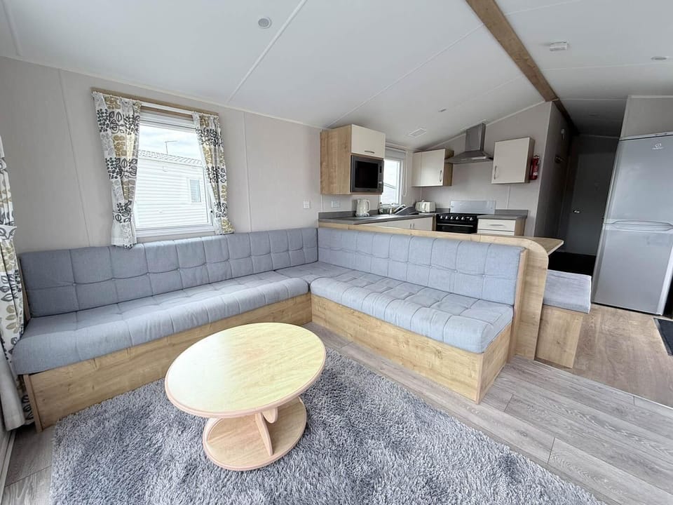 With wraparound decking this caravan is the perfect place for you to relax in the sun or watch the sun go down as you sit back and enjoy yourself.