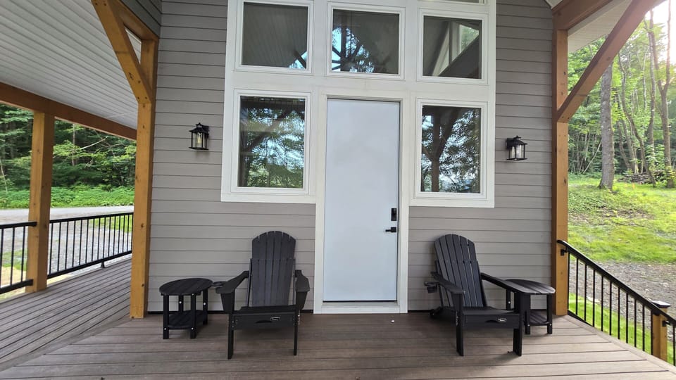 Cabin Deck Chairs