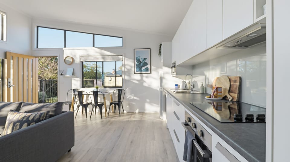 Use the fully equip kitchen to cook up a storm - then sit down under the window and enjoy!