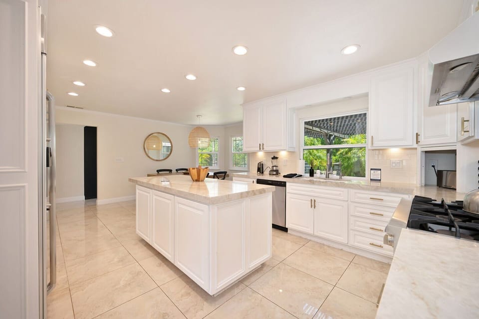 Chef's kitchen.