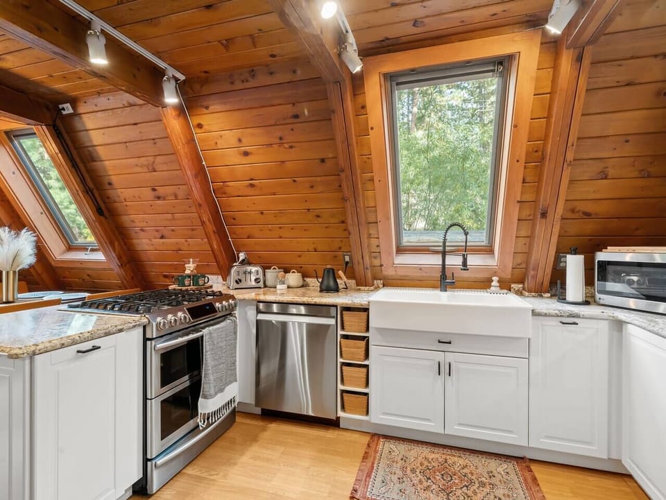 Everything you need for cooking during your stay.