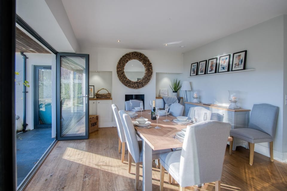 Avalon - Luxurious 4 Bedroom - Saundersfoot (27118)