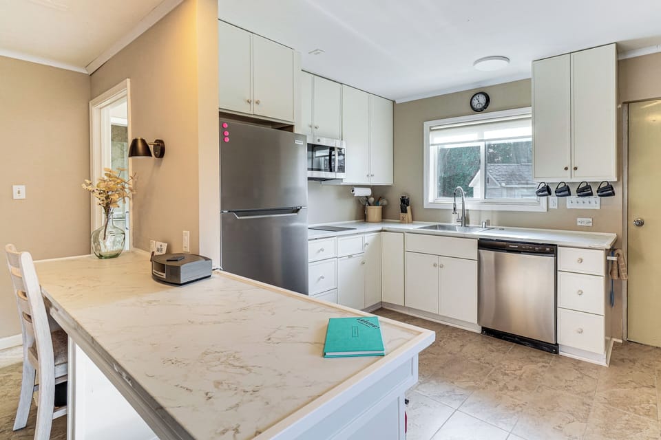 Kitchen | Dishwasher | Drip Coffee Maker