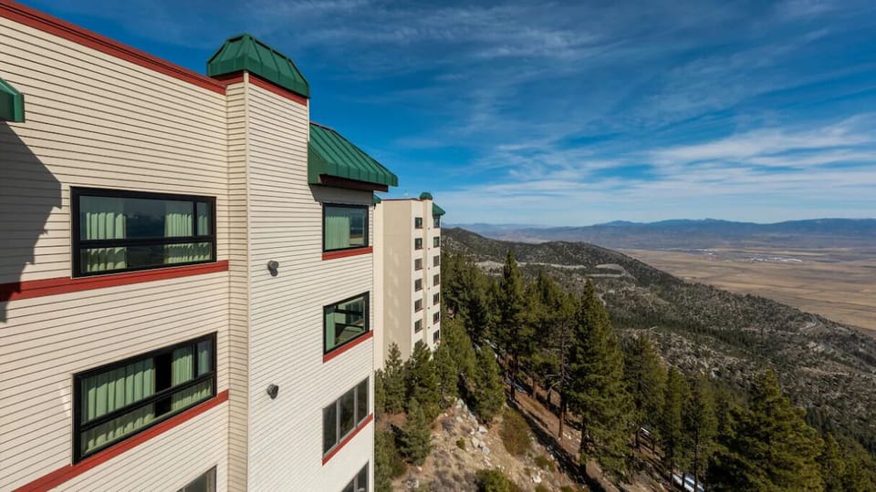 Wake up to sweeping mountain panoramas right outside your window.