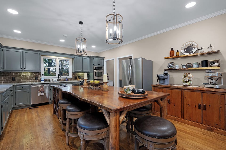 The Wolf Den - Entry Level Kitchen