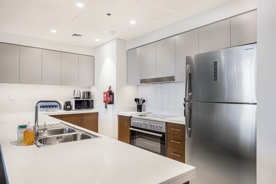 Functional and stylish kitchen perfect for home cooking