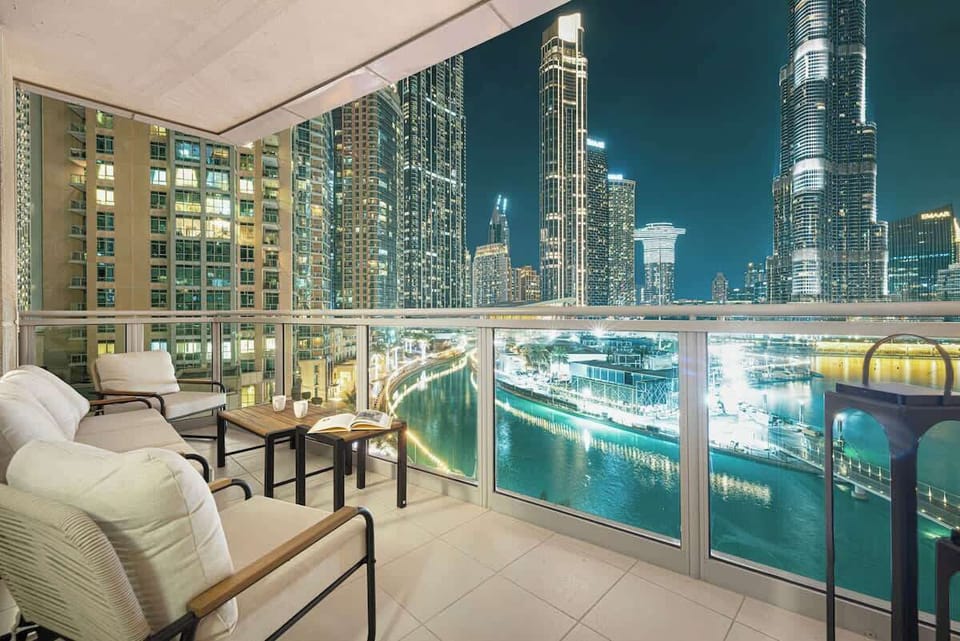 The perfect spot for evening cocktails while watching the Dubai Fountain come alive