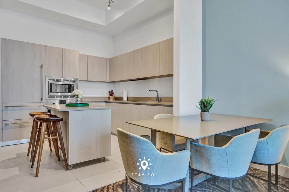 Kitchen and dining 