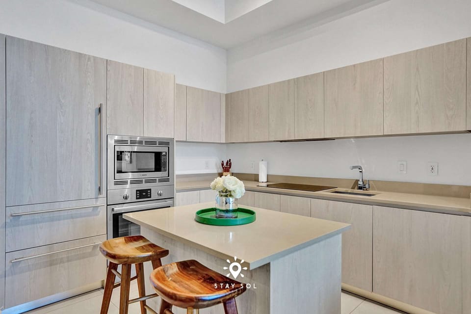 Fully equipped kitchen—perfect for home-cooked meals
