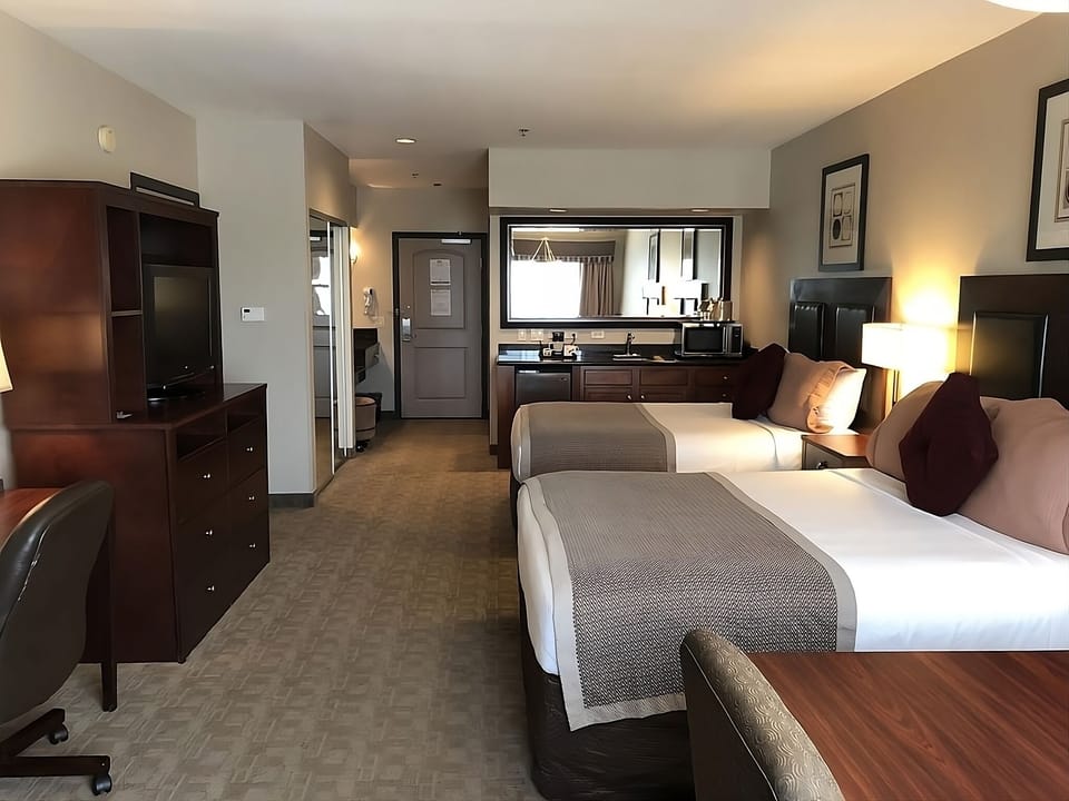 Relax after a long day in a bright, airy double room.