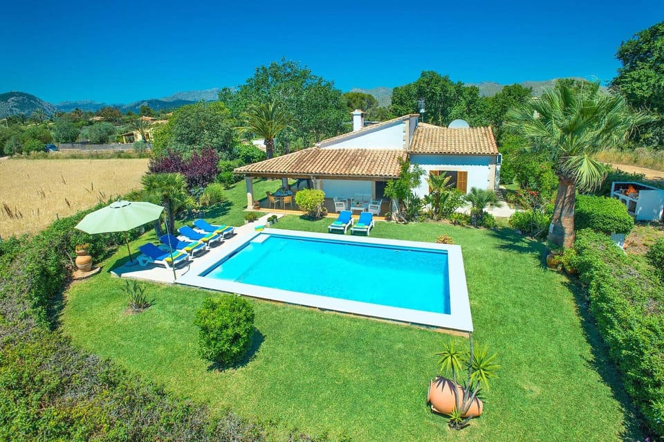 Villa Geranios image