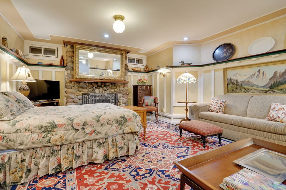 Apartment Interior | Bedroom 1 | Smart TV | Single-Story Unit