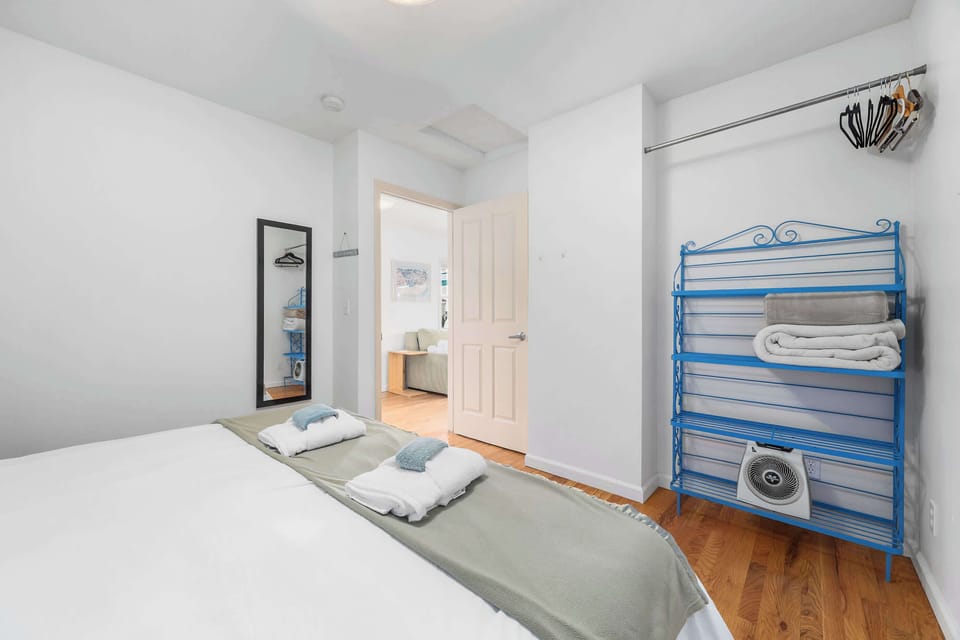 Bedroom Storage for Clothes & Luggage