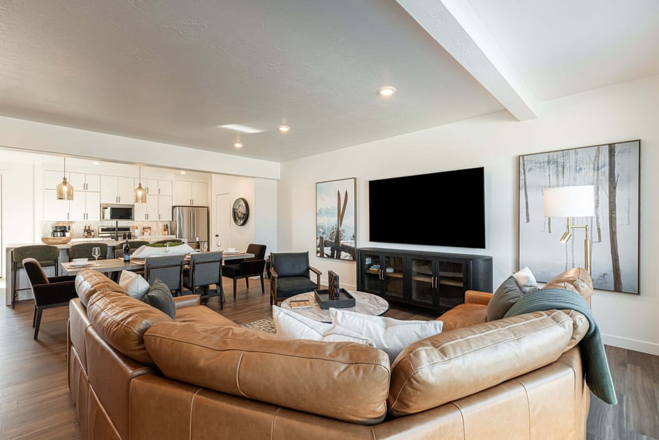 Recliner sofa and Smart TV