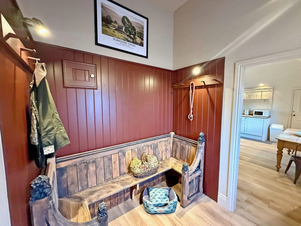 Hallway | Fern Tree Cottage - Kirklington Retreats, Kirklington near, Bedale