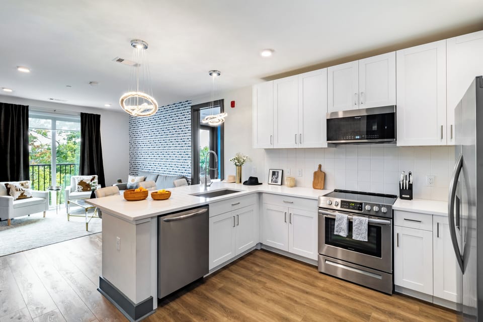 Full suite of appliances.