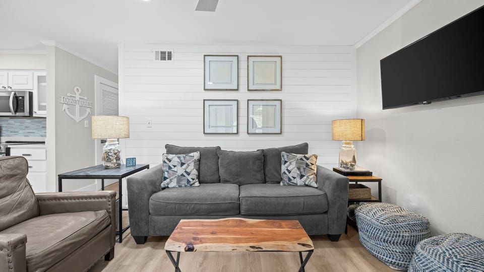 Sandpiper 2A - Living area