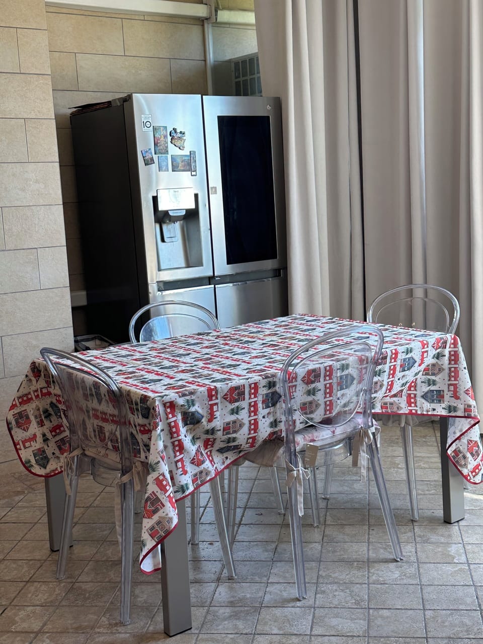 dining area, dining table, LG double-door refrigerator