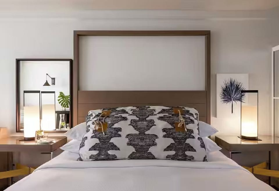 Unit with King Size Bed