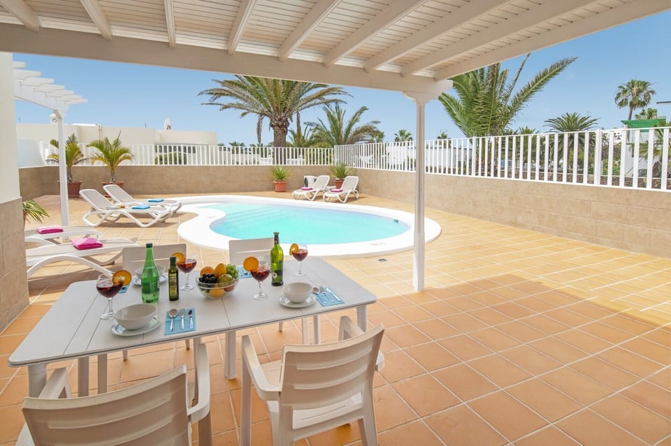 Villa Olivina 1 image
