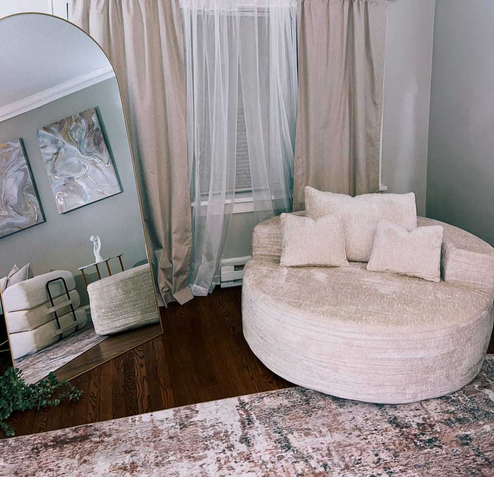 Living Room Area - lounge area