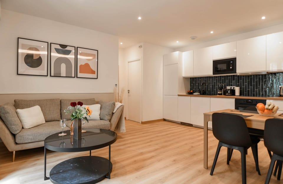 Living room and dining area/kitchen