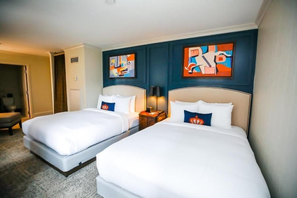 Unit with 2 Queen size beds