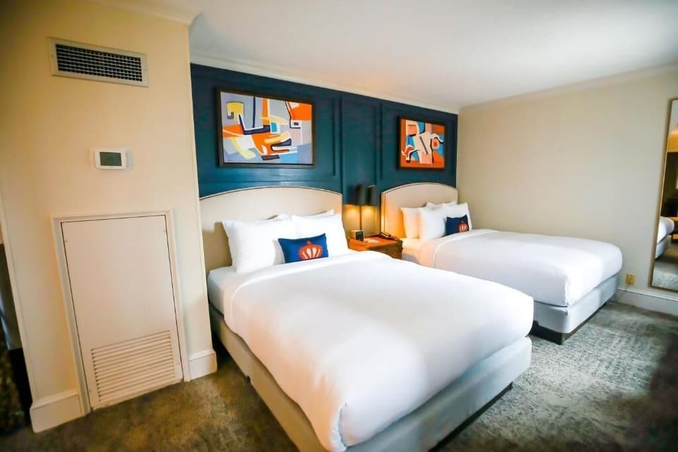 Unit with 2 Queen size beds
