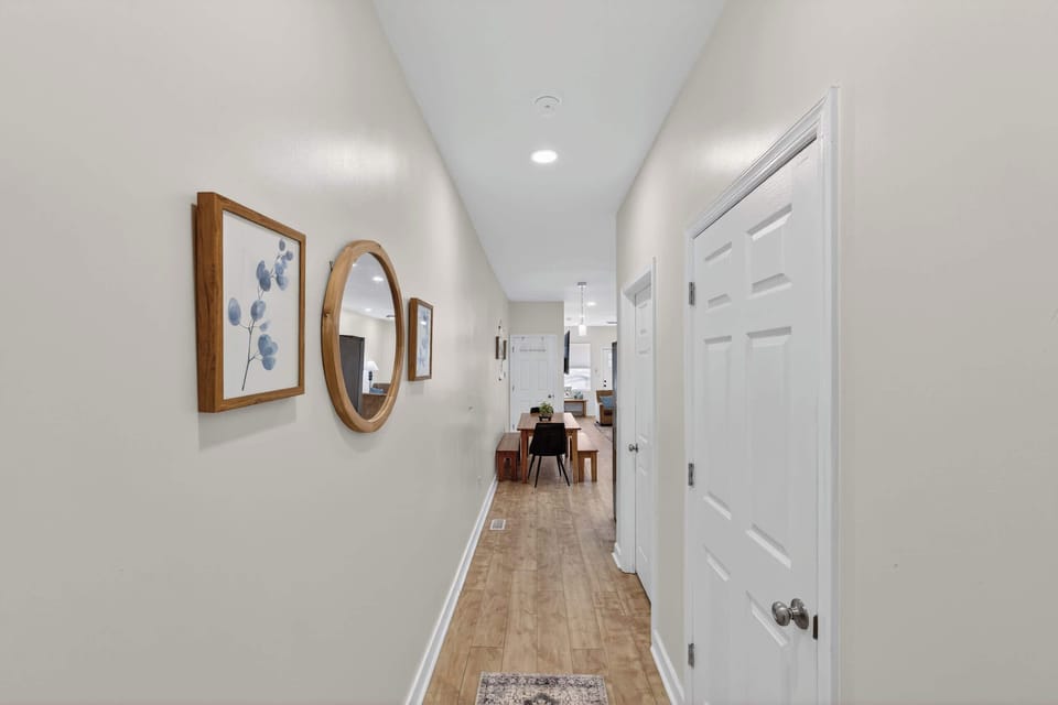 Rear Entrance Hallway - Left Side