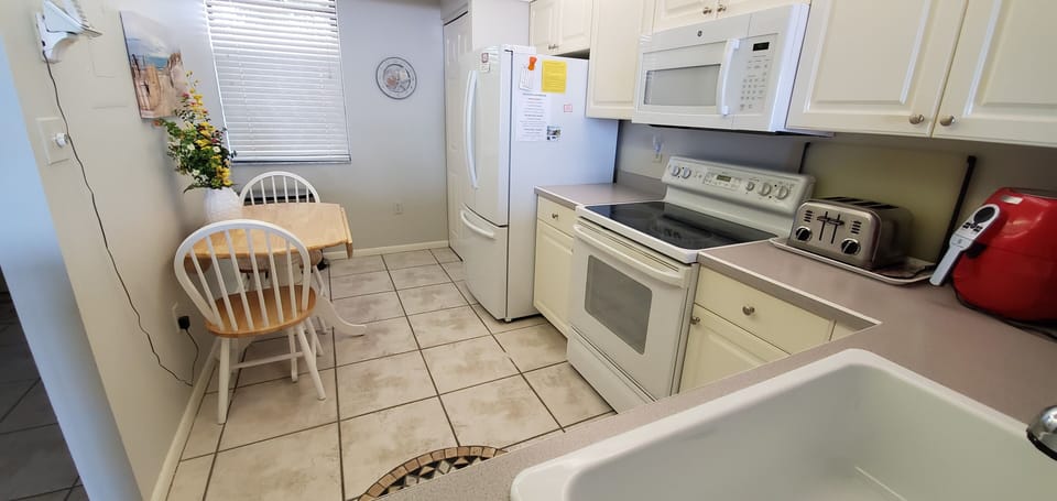 Fully equipped kitchen with all the amenities you need