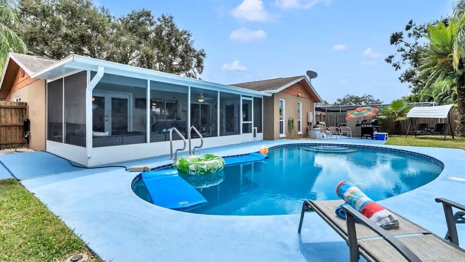 OUR POOL IS NOT HEATED! IM SORRY WE ARE CONSIDERING POOL HEATER 2027 