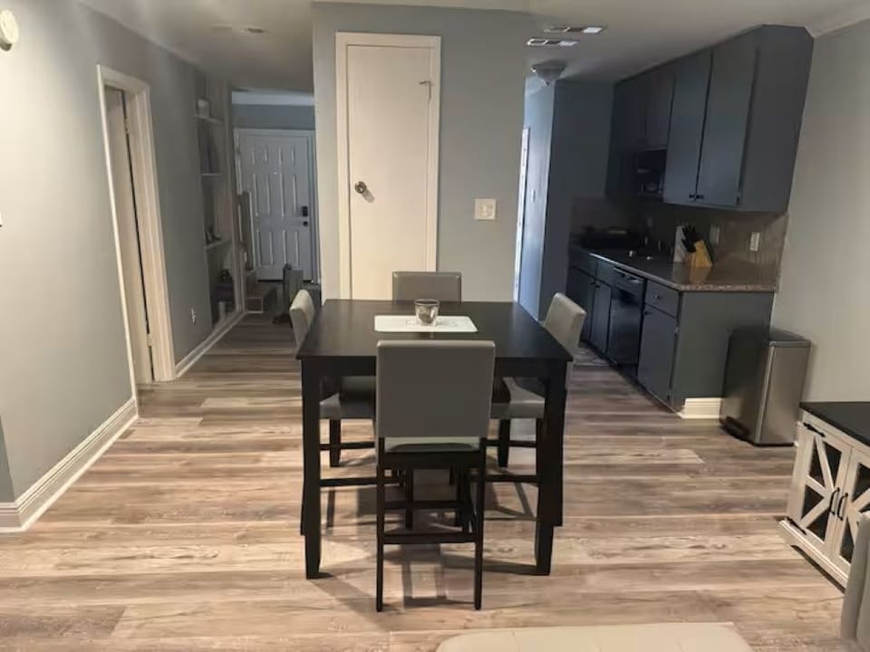 Dinning Table