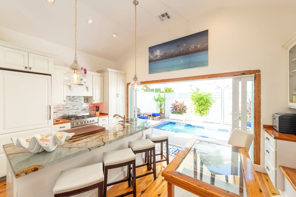 Kitchen Bar