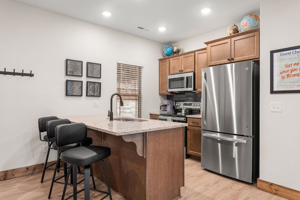 Full Kitchen