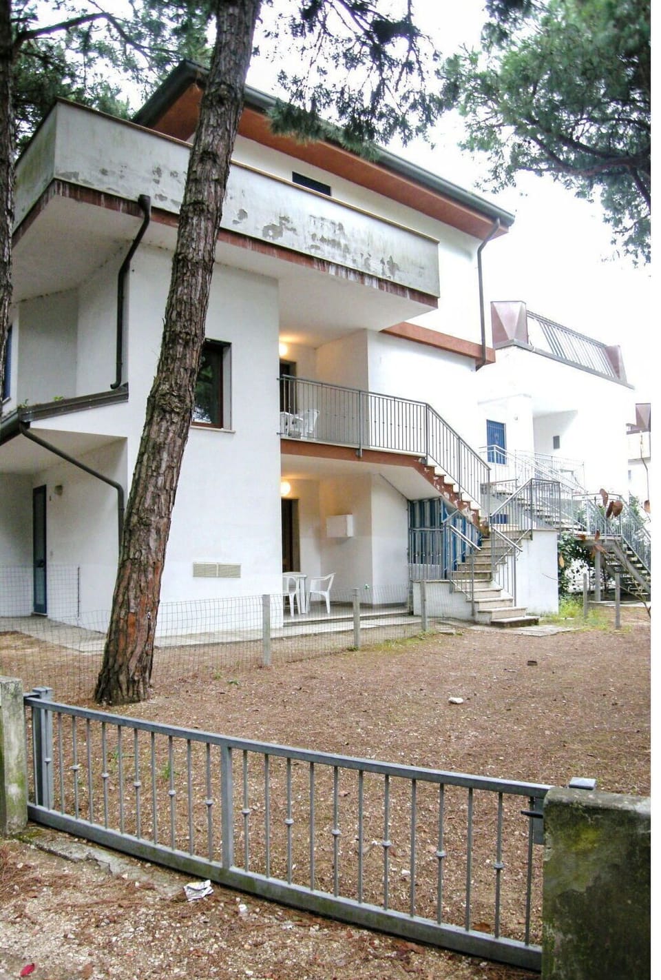 Water, Body Of Water, Coast, Coastal And Oceanic Landforms, Sea, Residential Area, Landscape, Ocean, Headland