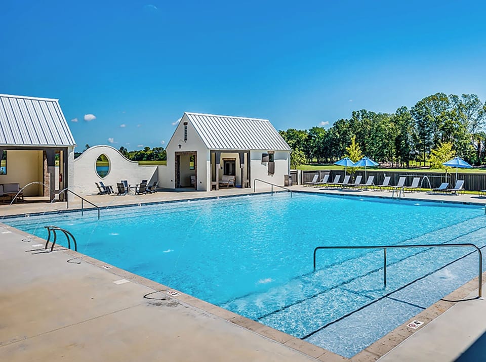 Lido Pool with key access