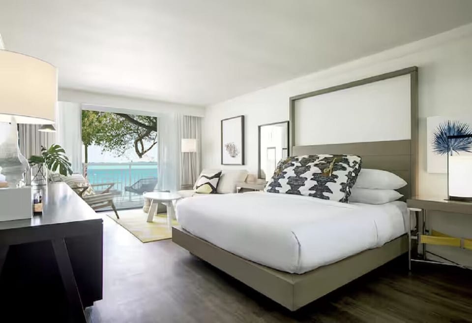 Unit with King Size Bed