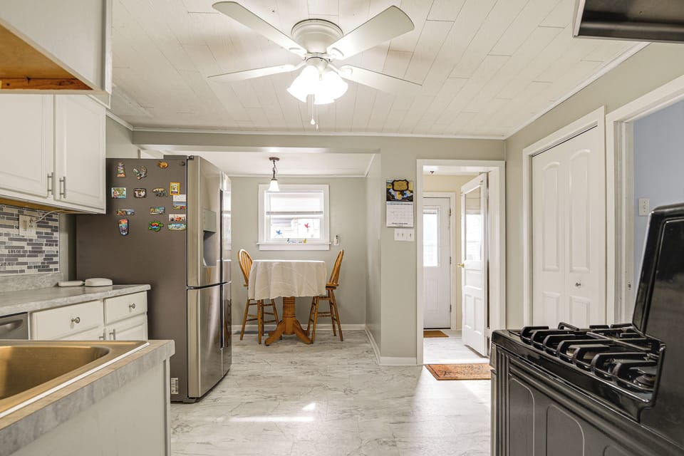 Kitchen | 1st Floor | Dishwasher | Keurig