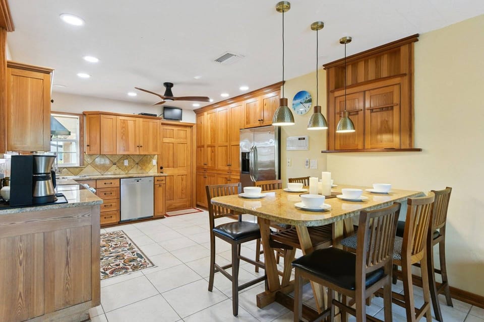 Kitchen & Dining provide plenty of room to gather and connect with friends and family