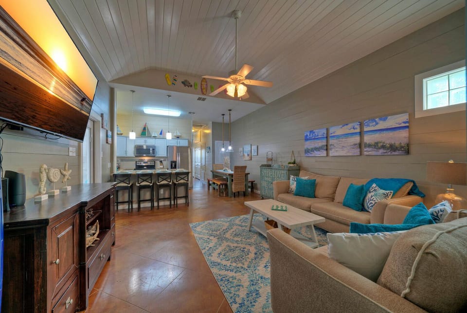 Comfortable living room. (Tidal Times)