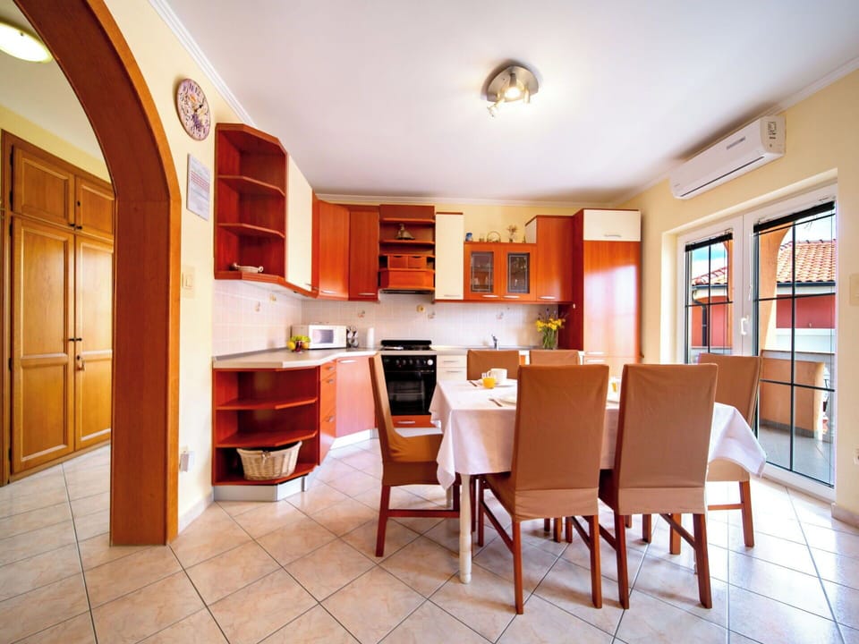 Interior Design, Wood, Furniture, Flooring, Ceiling, Floor, Room, Apartment, Chair, Wood Stain