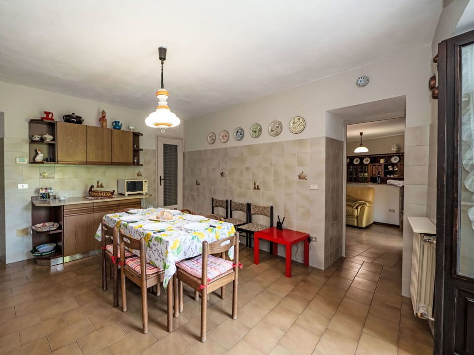 Furniture, Interior Design, Flooring, Floor, Ceiling, Wood, Room, Lighting, Table, Kitchen & Dining Room Table