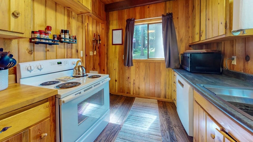 47-Kitchen