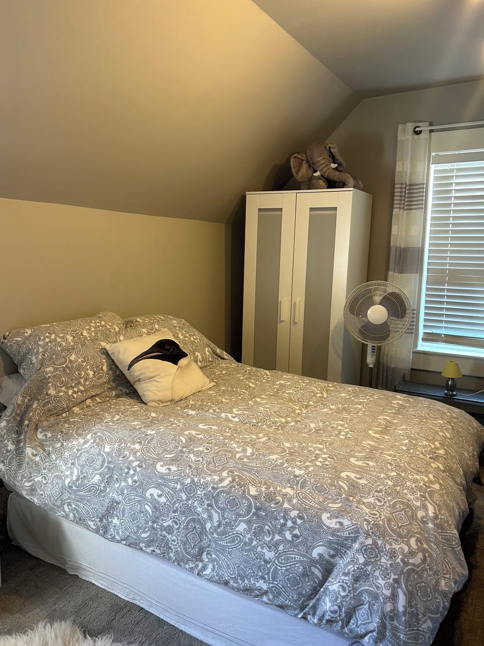 2nd bedroom - double